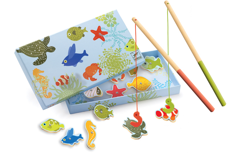 Djeco Tropical Magnetic Fishing Game