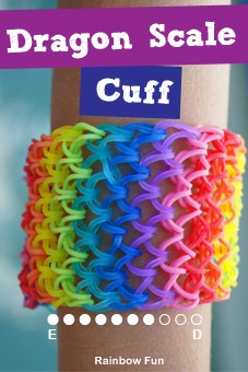 11 Cool Rainbow Loom Bracelets for Kids to Make  Club Chica Circle  where  crafty is contagious